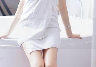 GIRLT果团网 – little贝壳喵清纯写真：最新照片，慢慢让人心碎