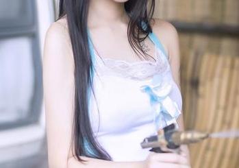 GIRLT果团网 – 林弯弯水手服图集，在线徜徉：谁能想到衣服也有游荡的气息？