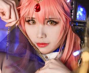 修女不再只有虔诚，最新KaYa萱cos修女，带你翻转信仰！