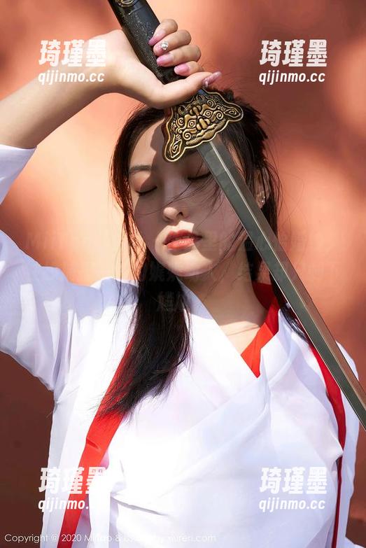 MiiTao蜜桃社 - 作品里的温心怡婚纱，在线捕捉一瞬的娓娓动人，结果却只剩下尴尬。