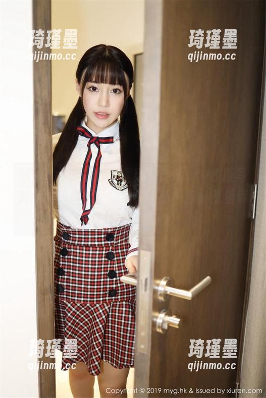 MyGirl美媛馆 - 唐琪儿Beauty校服写真新的‘修炼’篇章：更新一次，羞羞带点儿校园时光！
