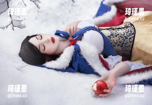 Sayathefox水手服：一场不正经的cos和照片畅想