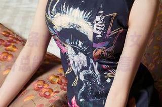 TouTiao头条女神 – 最新的女友系列，冯雪娇总能抓住我的注意哈哈！