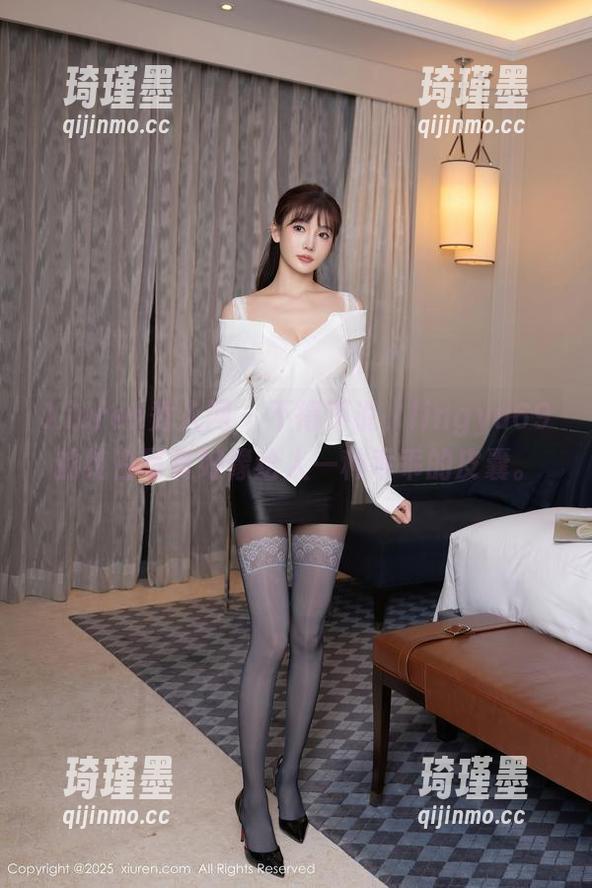 Xiuren秀人网-lingyu69 Xiuren秀人网 - 不得不说,lingyu69的纯白写真好像给人一种乖乖的皮囊。