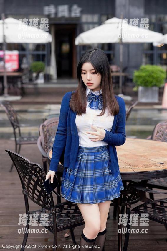 Xiuren秀人网-司妃SL Xiuren秀人网 - 营养丰富的校园生活,司妃SL的套图让你垫个肚子也香!