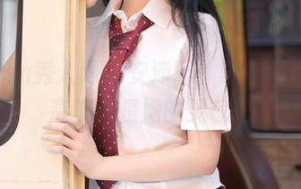 Xiuren秀人网 – 安沛蕾：黑白照片里，高清的是她的灵魂吧