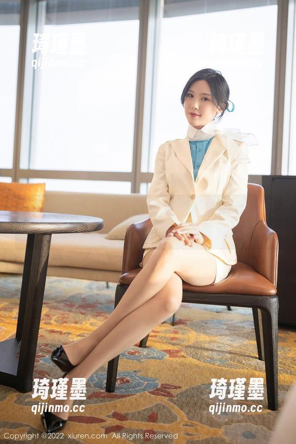 Xiuren秀人网 - 谁说校服不能有私房风？易阳Silvia的图集让我重新认识