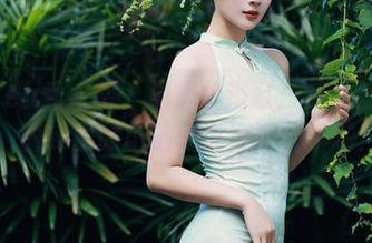 Xiuren秀人网 – 温心怡浴缸：这水温绝了，图库里的小确幸也太贴心了吧！