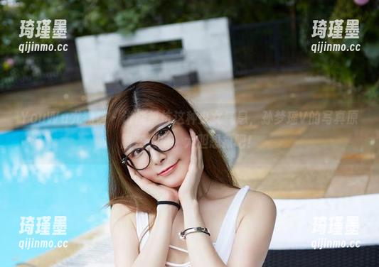 YouWu尤物馆 - 谁能抵抗这种少女气息，孙梦瑶V的写真原图在这里，大胆想象吧！