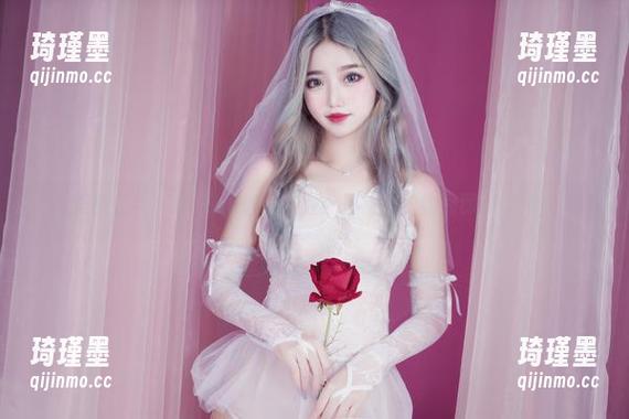 美图在手，eloise软软在胜：日常自拍变身即兴表演！