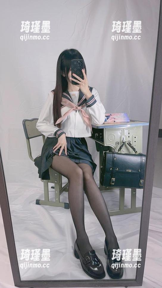 一不小心就用旗袍cos了Miko酱，原图里藏着的都是我的小心思！