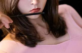 丽柜 – 左左的美图分享，超级油亮，看来是没打算让我看到真相？
