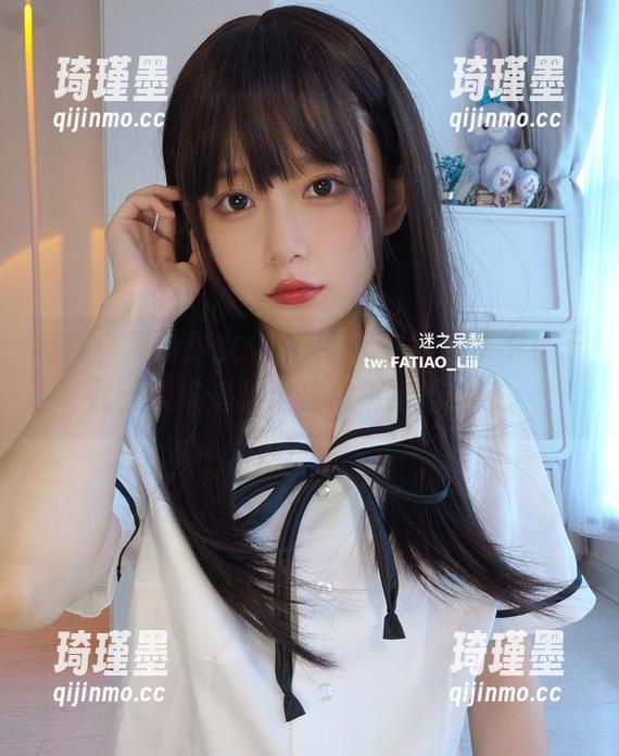 等等，发条少女yoki的连衣裙合集不止于此，快来追随这连绵不绝的灵感。