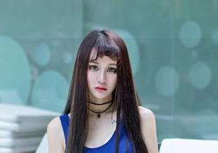 嗲囡囡 – 施忆佳KITTY在线，放下你的刀叉，看看这盘肉丝的艺术轮廓！