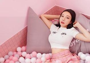 嗲囡囡 – 更新！陈雅漫VICKY的比基尼写真，让我想到了我冰箱里的冰淇淋
