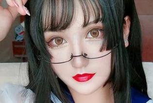 原图：夏鸽鸽不想起床的礼服，穿上它能让草地都绿嫉妒，图集附赠草地反击剧照！