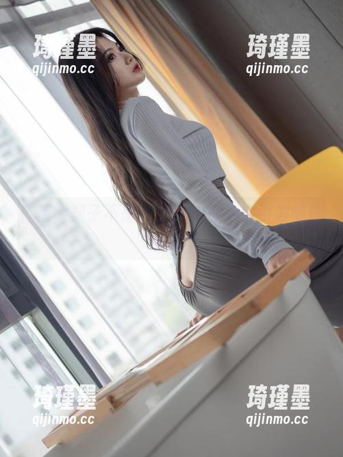 盲猜大梨子不是御姐的JK图包会引发哪些小骚动？