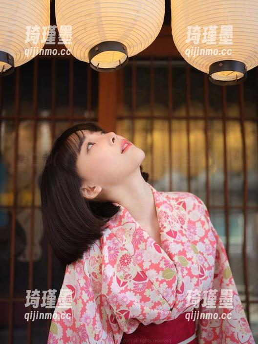 姜仁卿(강인경)拿学姐cos美图当教材，谁还想沉迷复习？