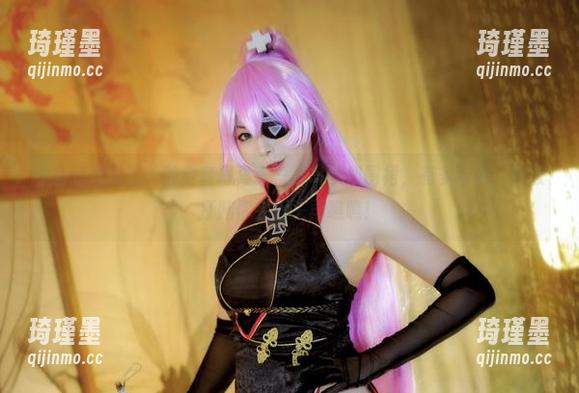 小容仔咕咕咕w的全套写真——毒岛学姐围裙，有多可爱，我敢打赌你会回头再瞧瞧！