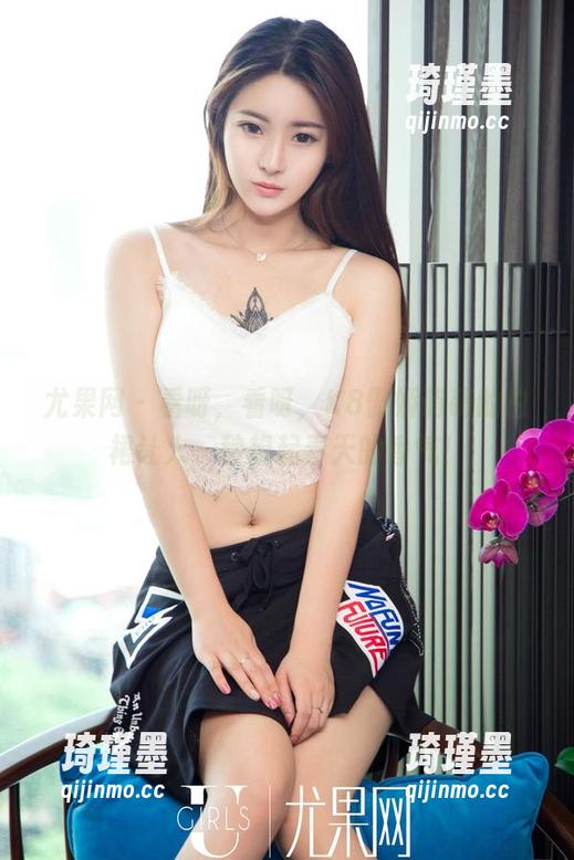 尤果网 - 看呀，看呀，K8傲娇萌萌的白裙让人一秒想起春天的香气！