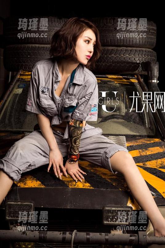 尤果网-景思晴 尤果网 - 想当景思晴的女王?私房图包里有妙法!