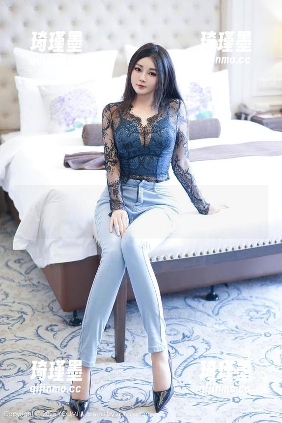 尤蜜荟 - 欧阳LuLu的私房合集：透明得恍惚，像在梦里捡到的随意.