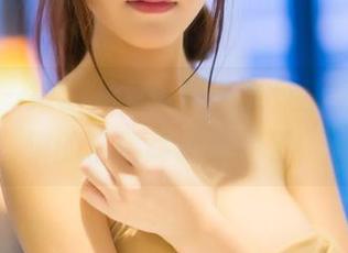 推女神 – 抱歉，这个夏天我只想看到莫雅淇的粉色高清原图了。