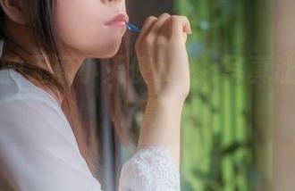 绝影下的无颜小天使wy，写真让我们剖析真相