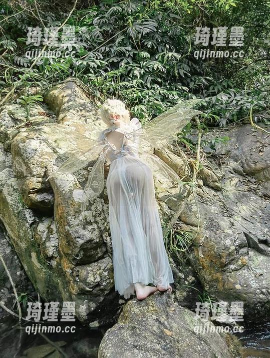 无颜小天使wy最新高清图包：御姐风，真是酸甜苦辣一锅端！