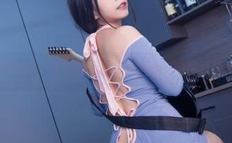 吉他妹妹在线，瞧瞧这无颜小天使wy的写真惹人注目！