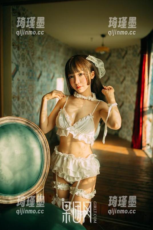 果团网 - 原图拼图：little贝壳喵穿越婚纱的日常魔法？？？
