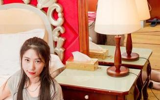 果团网 – 酸酱兔的职业装写真，这才是我理解的“工作态度”！