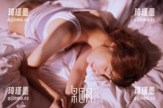 果团网 - 油亮写真界的经典，陈雅漫让高清玩起了“梗”！