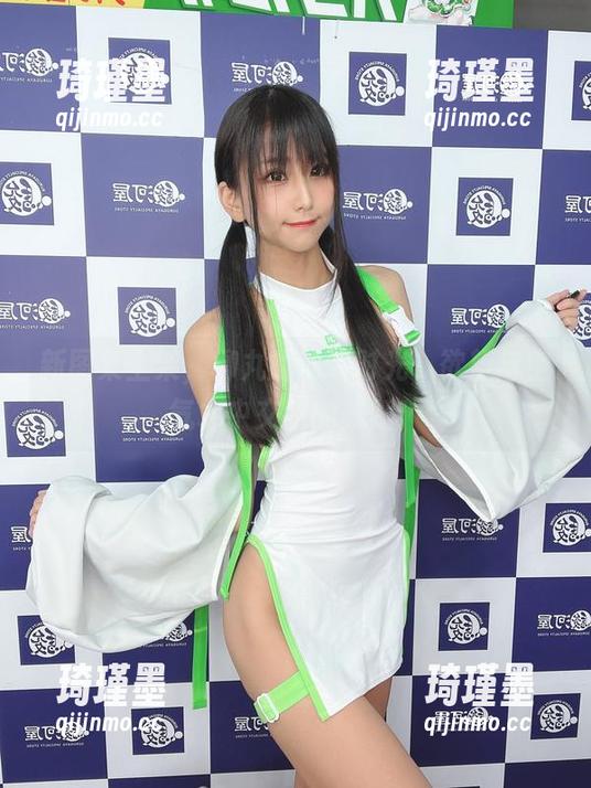 新图集上架，柳丸的泳装时光，欲望与空气水中交织的舞蹈！