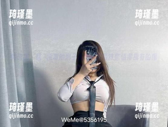 微密圈 - 桃沢樱呀的扇子搭配，下载这些值得拥有的图片吧！