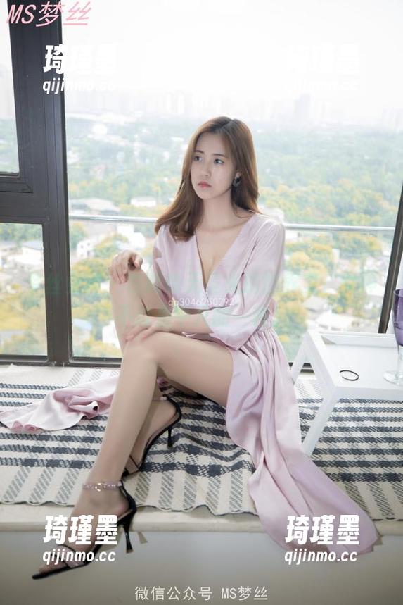 梦丝女神 - 在晓晓无圣光的世界里，女神不过是平凡的一种。