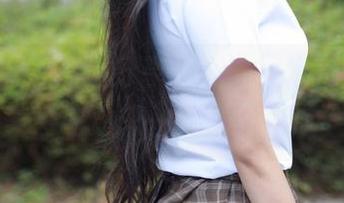 模范学院 – 高清分享，许诺Sabrina的清纯美，让人想一探究竟的样子。