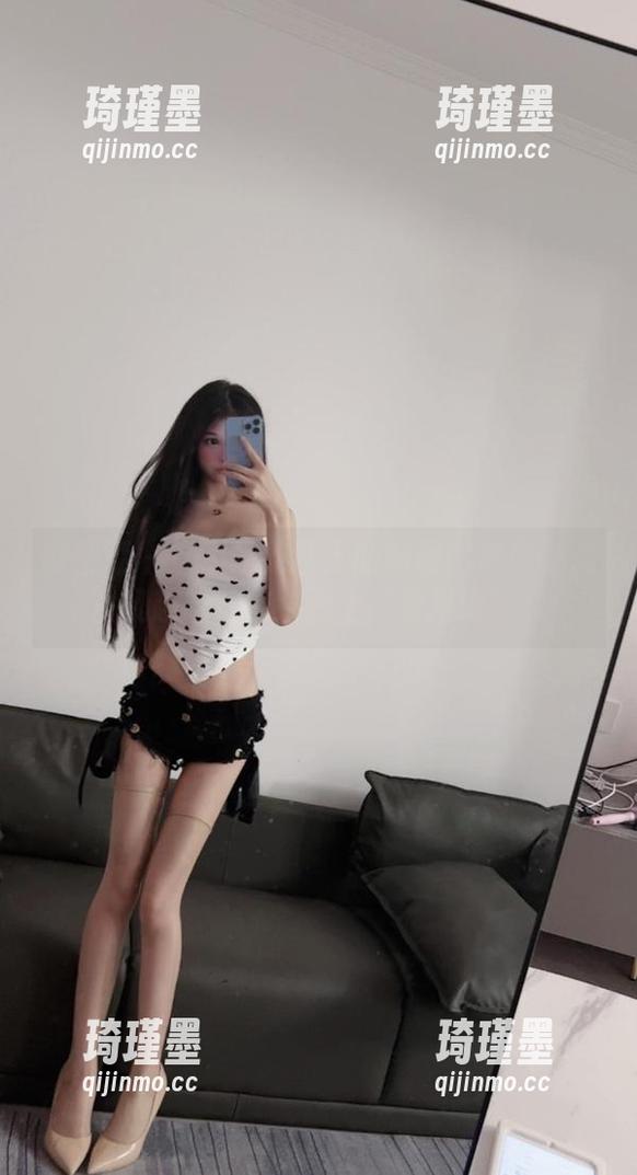 微密圈 - 这不是我乱入的和服图包！是沈汝凡超哇塞在给我上‘穿搭课’！