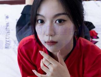 物恋传媒 – 菜菜的裤里丝合集：更新中，我已经迫不及待要看到更多。