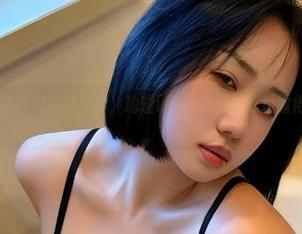 微密圈 – 白色内衣独特私拍，瑜瑾u的小心思在这透露得太明显了吧。