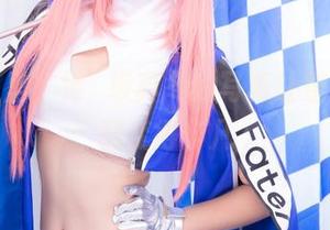 在唐宫里，神楽坂真冬的写真让整个冬季都变得非凡