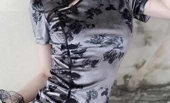 秀人网 – 抛开传统，SOLO-尹菲私拍豹纹：当模特与动物界交锋，是不是该有个独特的转盘？