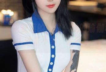 秀人网 – 唐安琪的写真：她的瑜伽和我看人就差不多，哈哈。