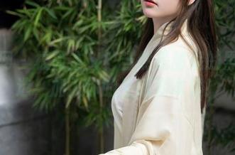 秀人网 – 极简主义？当然是甜妮的黑白精选，加入你的生活剧本里！