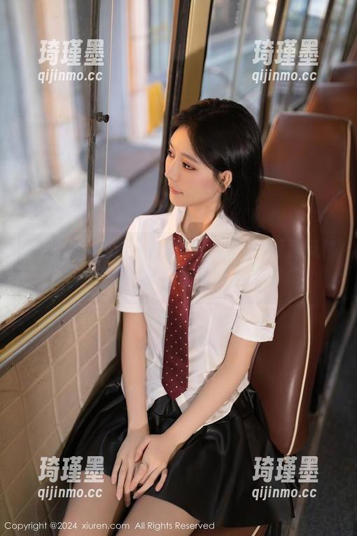 秀人网-陈雅漫VICKY 秀人网 - “炫!陈雅漫VICKY的厨房风格,随便拍几张美图就能出胜利“