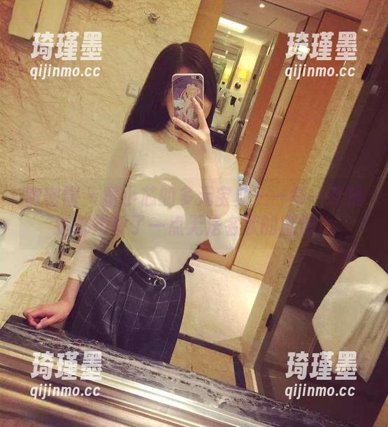 微密圈 - 童小芯的多元宝典——每一张精选都掺杂了一点无法名状的剧情。