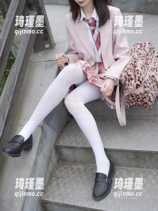 紧急企划-小恩 紧急企划 - 小恩说优等生,没点本事还冒充学霸呢。