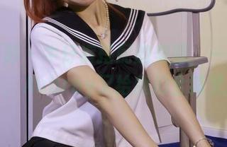 绮梦摄影 – 牛仔裤搭配的美图，一轮并且一轮中，Aubrey又给我们全新灵感了！
