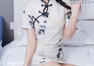 袜啵啵 – 砂糖的白棉袜图集：如何让袜子变成焦点