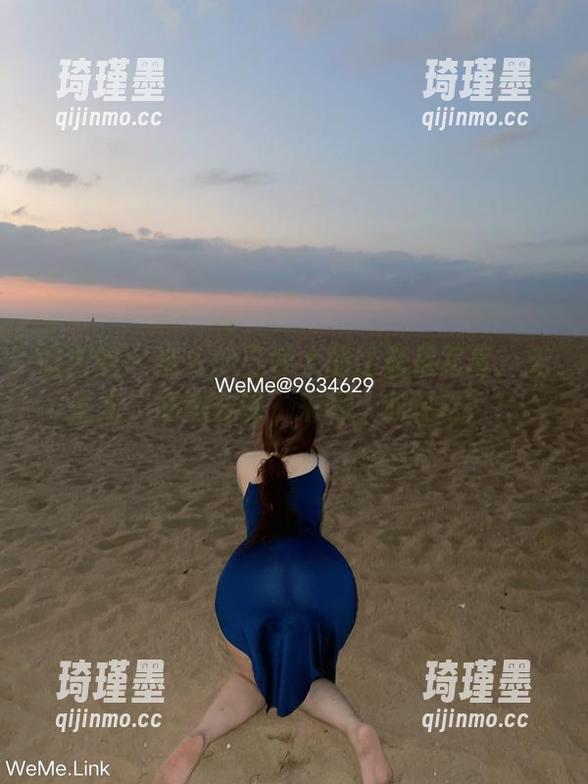 迷人的五姨太 微密圈 - 迷人的五姨太的比基尼写真:无圣光,好像在说‘来吧,放轻松’!